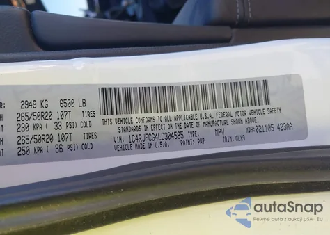 2020 Jeep Grand Cherokee Overland 4X4 from USA, damaged, VIN 1C4RJFCG4LC304595